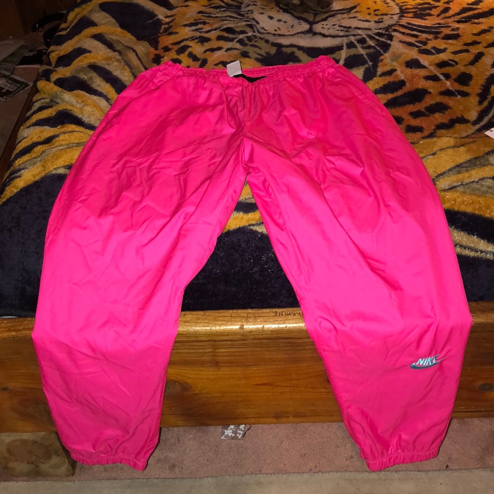 Pink nike work out/wind breaker pants